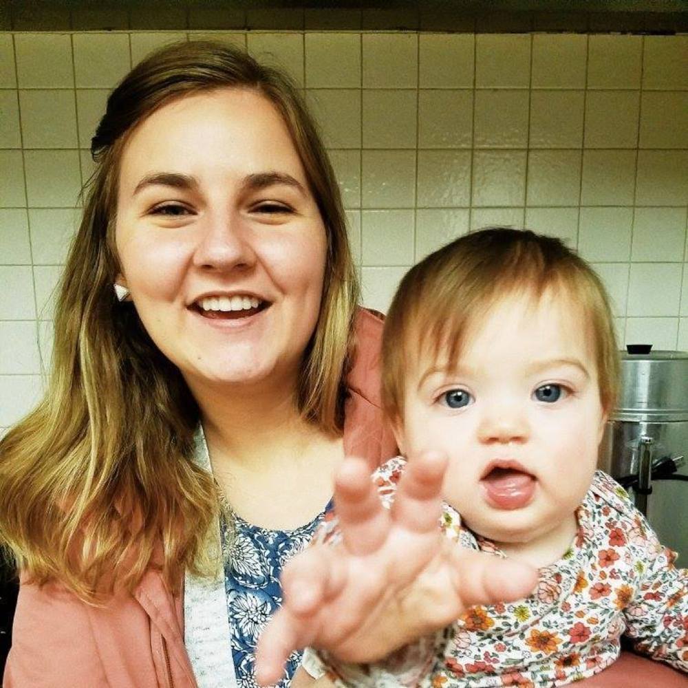 Meet your Posher, Danae